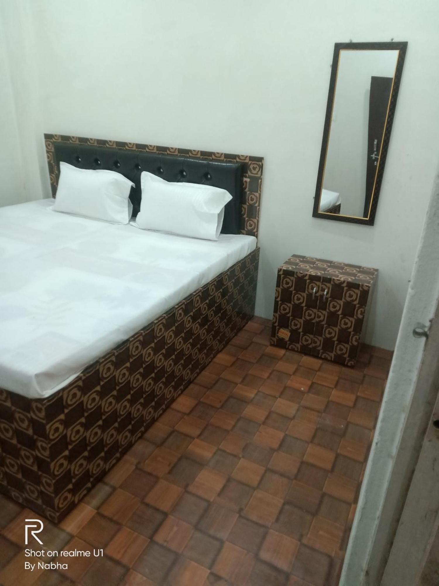 Shivaay Home Stay Váránaszi Kültér fotó